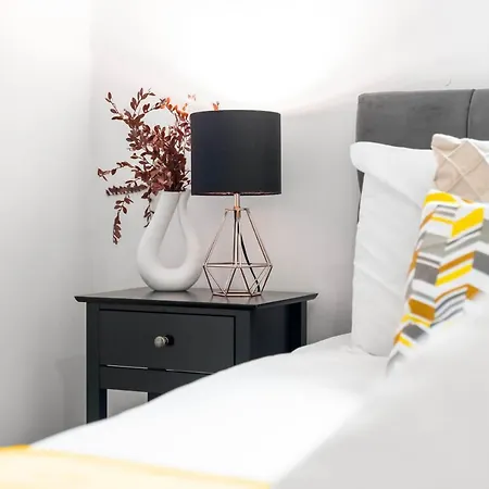 Centre - Private Balcony - Rated Apartman Birmingham